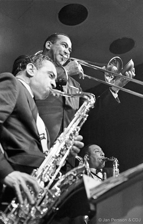 Johnny Hodges, Harmony Music, Big Band Jazz, 20th Century Music, Chet Baker, Runaway Bride, Band Photography, Duke Ellington, Jazz Artists