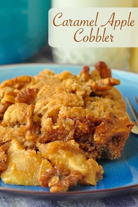 Caramel Apple Cobbler with Walnuts - Rock Recipes Fruit Cobblers Dessert, Cobbler Desserts, Summer Cobbler, Caramel Sweets, Caramel Apple Cobbler, Pecan Crisp, Apple Board, Dessert Favorites, Newfoundland Recipes