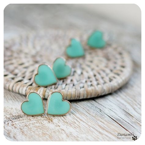 ♥Ƭųɽqųσỉʂɛ ƈơɬɬαɠɛ♥ Green Hearts, Ears Pierced, Purple Bridesmaid, Blue Hearts, Mint Wedding, Turquoise Heart, Green Collection, Green Heart, Tampa Fl