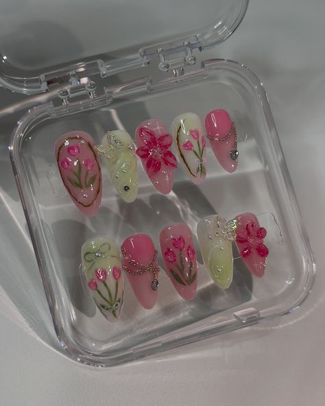 Tulip garden 🌷 ; Custom set . . . Shape: Almond Length: Medium . . . ⟡ Shop our Premium Soft Gel press ons ⟡ Handmade and Reusable ⟡ Dm for design consultations and quote . . . #pressonnails #custompressonnails #pressonnailsindia Tulip Garden, Tulips Garden, Gel Press, Press Ons, Soft Gel, Design Consultant, Press On Nails, Tulips, Almond