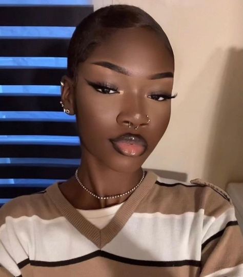 Natural Makeup For Dark Skin, Black Makeup Looks, Brown Makeup Looks, Brown Girls Makeup, Soft Makeup Looks, Makeup For Black Skin, Brown Skin Makeup, Simple Makeup Looks, Brown Makeup