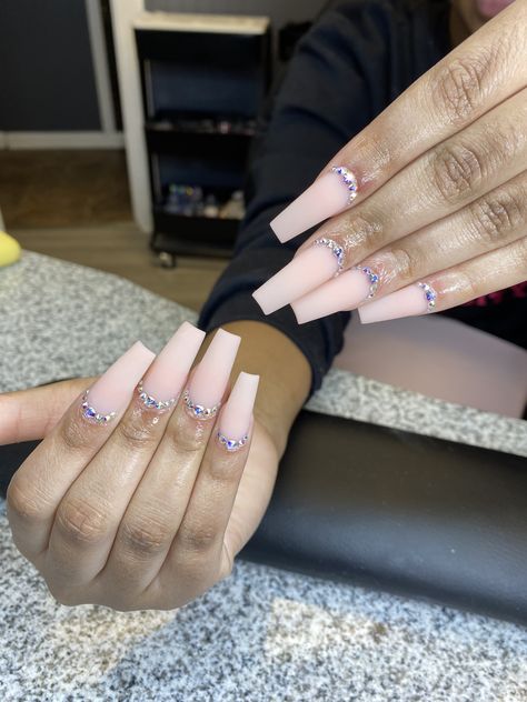 Nude With Rhinestone Nails, Matte Nails With Gems, Pink Ombre Nails With Rhinestones, Plain Nails With Rhinestones, Plain Nails With Gems, Matte Nails With Rhinestones, Nude Diamond Nails, Nude Rhinestone Nails, Nude Acrylic Nails With Rhinestones