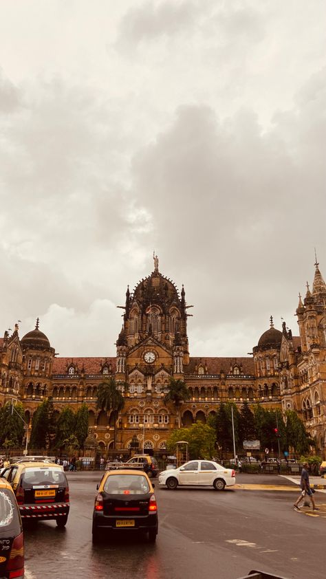 Mumbai Bombay Vintage Bombay Aesthetic, Iit Bombay Aesthetic, South Bombay Aesthetic, Bombay Aesthetic, Mumbai Trip, Aamchi Mumbai, City Paintings, Mumbai Travel, City Life Photography