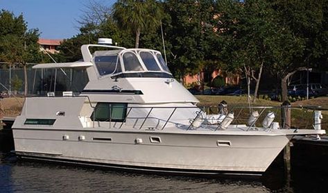 Liveaboard Boats For Sale, Cabin Cruisers For Sale, Solar Yacht, Boat Remodel, Cabin Cruiser Boat, Carver Yachts, Hatteras Yachts, Great Loop, Liveaboard Boats