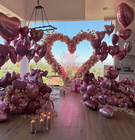 Pink Proposal, Romantic Surprise, Luxury Flowers, Special Moments, Balloon Decorations, Mr Mrs, Future Wedding, San Valentino, Birthday Decorations