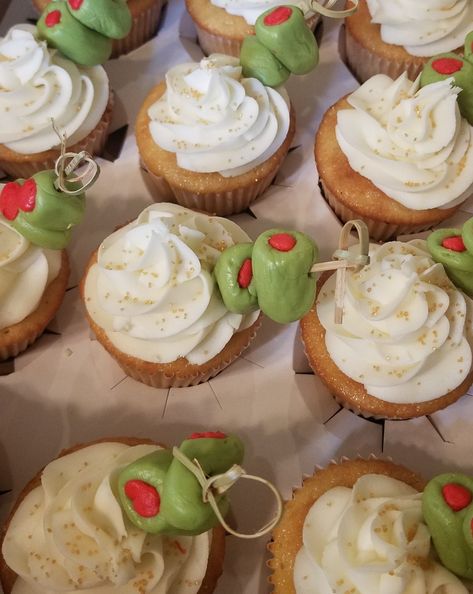 Martini cupcakes for a James Bond party. Serve in a martini glass. Fondant green olives. #mysweetsbaking .#mommayatesbaking Olive Party Theme, Olive Themed Party, Winies And Tinis, Martini Cupcakes, Martini Themed Birthday Party, Dirty Martini Party, Martini Cake, Martini Party, 21st Bday Ideas