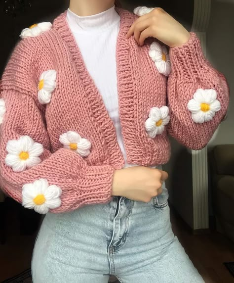 Girly Sweater, Trending Summer Nails, Crochet Shirts, Crochet Sweater Design, Gilet Crochet, Quick Crochet Patterns, Wedding Mehndi, Athleisure Trend, Winter Fashion Outfits Casual