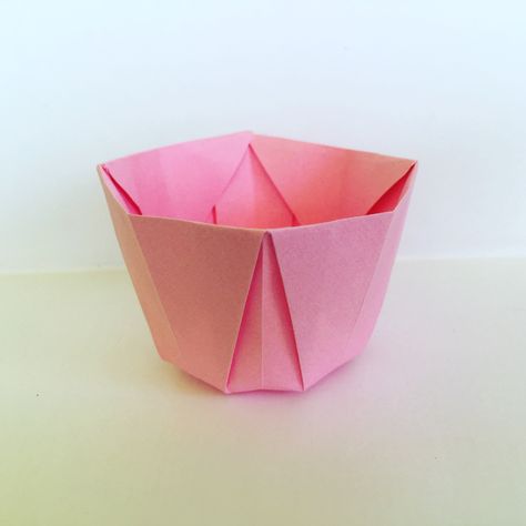 #origami #cupcakes #papercrafting #papercraftsforkids #origamieasy #papercrafts #jaganrajartistry #jaganspaperworld #tutorial Paper Cup Origami, Origami Cupcake, Origami Containers, Origami Inspiration, Origami Cup, Hanging Paper Craft, Wall Hanging Paper Craft, Craft For Home Decoration, Origami Bowl