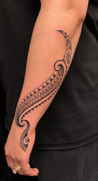 Polynesian Forearm Tattoo Women, Māori Tattoo, Polynesian Forearm Tattoo, Angle Tattoo, Arm Wrap Tattoo, Hawaii Tattoo, Ta Moko, Wrap Tattoo, Free Tattoo Designs