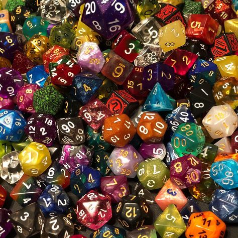 D&d Dice Aesthetic, Math Rock Aesthetic, D&d Aesthetic Dice, Dice Aesthetic, Dnd Dice, Arte Inspo, Pretty Pictures, Dungeons And Dragons, Sake