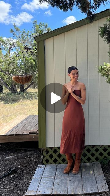 Sophia Esperanza on Instagram: "The world of organic & natural clothing 🤲🏽🌻
What are some of your favorite eco-conscious brands to shop from? 

In the video : 

@indigoluna.store - discount to their entire site, in my hi-lights section 🤲🏽 I’ve loved their thoughtful creations for years & they are a part of my everyday wear. Perfect for movement, activity & comfortability. 

@notperfectlinen - code ‘Esperanza’ gets you 10% off 🪻one of the most special brands creating with Linen. Quality quality quality. You can feel the artistry & potential for them to last generations. Their ethos are incredible. Made from 100% European Linen of OEKO-TEX STANDARD 100. 

@thredup (check my caption for 100 brands to search by, on their platform - you can also filter by material on their site. Filters i Natural Fibers Clothing, Fabrics Texture, Sophia Esperanza, Wardrobe Clothing, Organic Clothes, Clean Products, Eco Clothing, Quotes Adventure, Natural Clothing