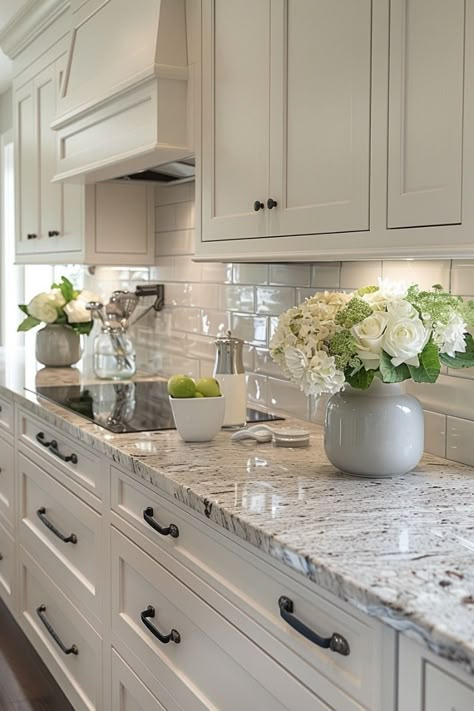 Kitchen White Cabinets Backsplash, New Kitchen Remodel Ideas, White Kitchen Cabinets With Quartz Ideas, White Cabinets Kitchen Ideas, Kitchen Countertops And Backsplash Ideas, Classic Backsplash Kitchen, Kitchen Backsplash With Cream Cabinets, Countertops And Backsplash Ideas, Kitchen Counters And Backsplash