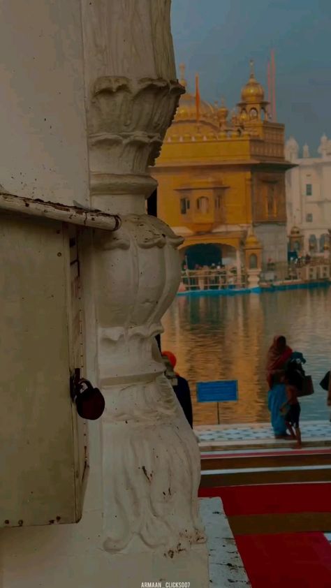 Harmandir Sahib Photography, Temple Wallpaper, Golden Temple Wallpaper, Guru Nanak Photo, Guru Nanak Wallpaper, Shri Guru Granth Sahib, Funny Happy Birthday Song, Harmandir Sahib, Sikh Quotes