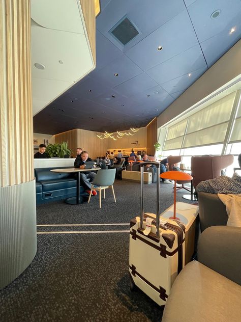 HOW TO GET INTO AN AIRPORT LOUNGE (WITHOUT FLYING FIRST CLASS OR HAVING AIRLINE STATUS) — Points for Family Travel Dfw Airport, Tsa Precheck, Flying First Class, Global Entry, Airport Lounge, Europe Destinations, American Express, International Airport, First Class