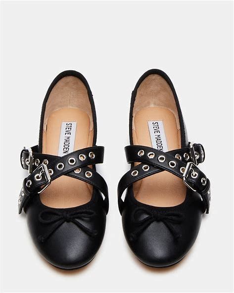 Ballet Flats Street Style, Ballet Shoes Outfit, Kitten Heel Slingbacks, Studded Ballet Flats, Leather Ballet Shoes, Lace Up Ballet Flats, Black Leather Ballet Flats, Low Riders, Steve Madden Store