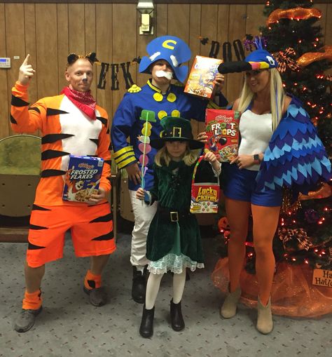 Halloween costume, cereal box characters Tony The Tiger Costume, Cereal Mascot Halloween Costumes, Tony The Tiger, Cereal Costume Ideas, Cereal Halloween Costume, Cereal Character Costumes, Captain Crunch, Lucky Charms Costume, Adult Halloween Party Decorations