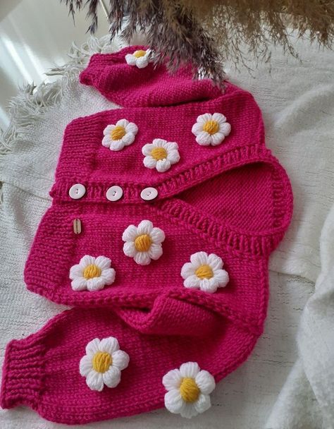 Woolen Sweater Design, Diy Crochet Sweater, Crochet Cardigan Tutorial, Crochet Sweater Design, Baby Cardigan Pattern, Crochet Sweater Pattern Free, Crochet Baby Cardigan, Handmade Sweater, Hand Embroidery Videos