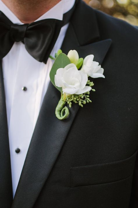 How to Pin a Boutonniere — GREG BOULUS EVENTS Wedding Social, Wedding Event Design, Bouquet Toss, Destination Wedding Planner, Social Events, Boutonniere, Paper Goods, Corporate Events, Event Design