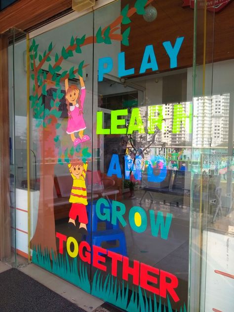 Preschool Entrance Decor, Daycare Front Entrance Ideas, Preschool Entrance Ideas, Glass Door Decoration For School, School Reception Decoration Ideas, School Entrance Decor Ideas, School Front Office Decorating Ideas, School Infrastructure, Classroom Window Decorations