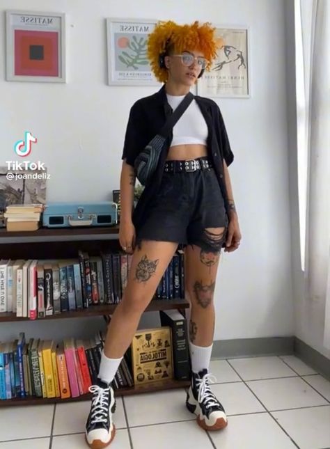 Summer Jeans Outfit Midsize, Outfits With Clunky Shoes, Masculine Festival Outfit Women, Adrogonus Outfits Plus Size, Neo Soul Outfits Black Women, Comfy Summer Outfits Aesthetic Casual, Plus Size Tomboy Fashion Summer, Fem Nonbinary Outfits, Alt Pride Outfit