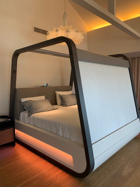 futuristic decòr inspiration Futuristic Bed, Futuristic Apartment, Futuristic Decor, Dc House, Future Furniture, Futuristic Furniture, Canopy Bed, Dream Apartment, Bunk Beds