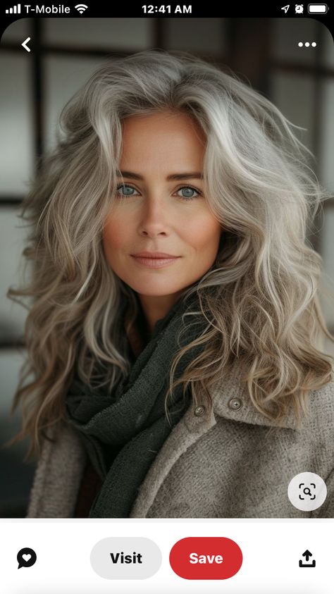 Κούρεμα Bob, Women Haircuts Long, Grey Hair Inspiration, Beautiful Gray Hair, Fishtail Braid, Long Gray Hair, Hair Color For Women, Penteado Cabelo Curto, Grey Hair Color