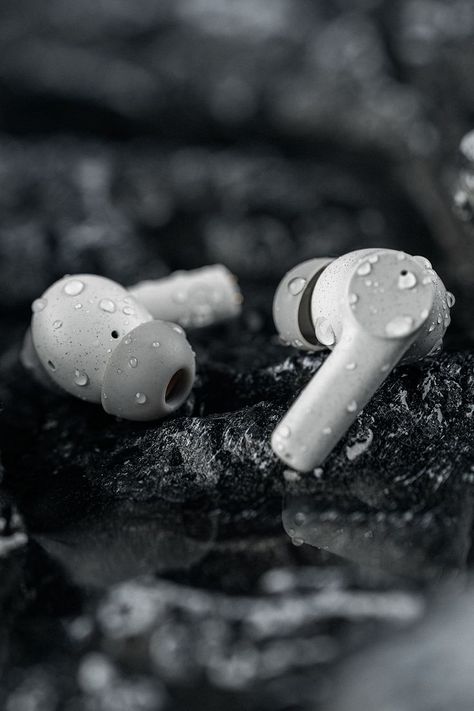 White Earbuds, Alphabet Tattoo Designs, Beautiful Profile Pictures, First Youtube Video Ideas, Apple Airpods 2, Crazy Wallpaper, Creative Life Quotes, Smartphone Photography, Smartphone Accessories