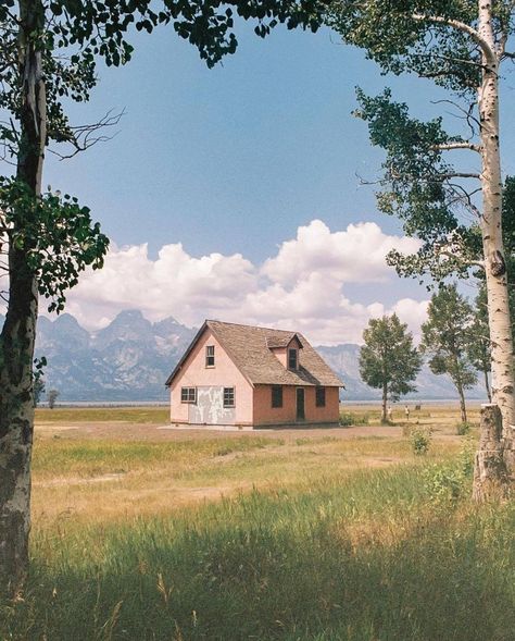 The Pink House, Reference Photos For Artists, A Small House, Pink House, Pretty Landscapes, Arte Inspo, Poses References, Pink Houses, Color Studies