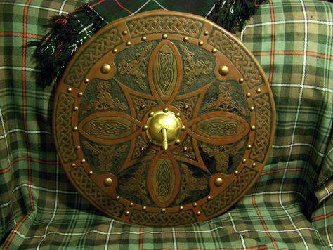 A Scottish Targe for the guests to make Scottish Targe, Clan Mackenzie, Scottish Costume, Saving Account, Viking Shield, Leather Armor, Irish History, Scottish Heritage, Celtic Designs