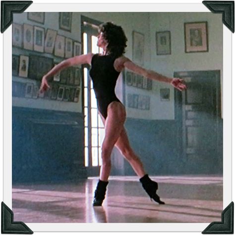 Flash Dance, Gym Photoshoot, Dancer Lifestyle, Jennifer Beals, Dance Movies, Search By Image, Dance Movement, Evolution Of Fashion, Dancing Aesthetic