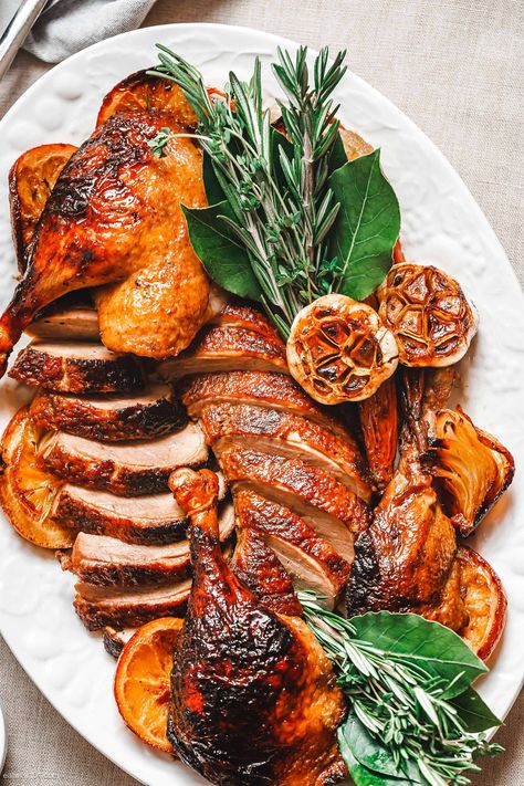 Roasted duck a l'orange - #duck #orange #recpie #eatwell101 - The crispiest skin and best flavor, with an incredible savory-sweet orange sauce. This orange duck recipe is perfect for a memorable holiday dinner! - #recipe by #eatwell101® Whole Duck Recipes, Duck Orange, Roasted Duck Recipes, Orange Duck, Duck Recipe, Roasted Duck, Classic French Dishes, Jollof Rice, Roasted Root Vegetables