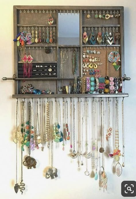 Diy Jewelry Organizer Box, Diy Jewelry Organizer, Jewelry Storage Diy, Vintage Jewelry Diy, Diy Jewelry To Sell, Diy Wand, Jewelry Organizer Wall, Diy Jewelry Display, Organizer Diy