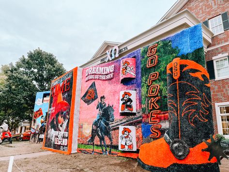 #pomping #pomp #okstate #hoco #oklahoma #americasgreatesthomecoming #hocodeck #college #fraternity #sorority #fiji #chiomega Future University, College Homecoming, Homecoming 2024, Homecoming Floats, Osu Cowboys, Go Pokes, Oklahoma State University, Sorority Life, Oklahoma State