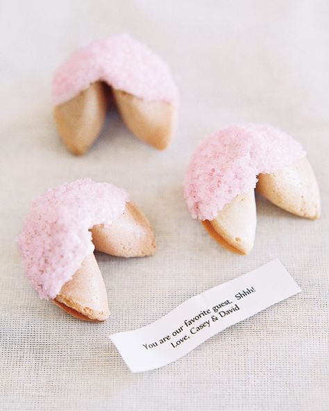 Fortune Cookies Funny Wedding Pictures, Cookie Wedding Favors, Dessert Bar Wedding, Wedding Cake Alternatives, Fortune Cookies, Cookie Favors, Wedding Dessert Table, Traditional Cakes, Martha Stewart Weddings