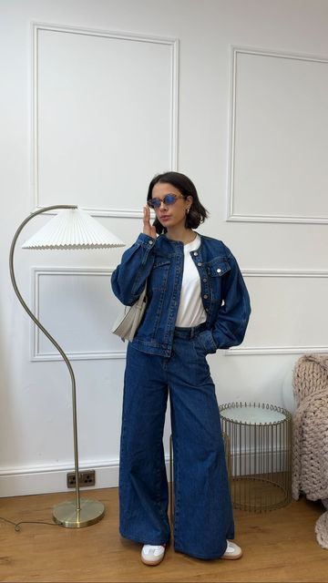 tia dewitt on Instagram: "@aligne double denim to end the 7 days of february outfits 💙  #ootd #grwm #doubledenim #winteroutfits #denim #aligne" Days Of February, February Outfits, Double Denim Outfit, Double Denim, Denim Outfit, No Frills, Winter Outfits, Colorful Dresses, Dress Up