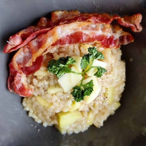 Best Apple Risotto Recipe | Food Wars Food Wars Recipes, Apple Risotto, Bacon Rissoto Recipes, White Wine Risotto Recipes, Apple Bacon Risotto, Cauliflower Rice Rissoto Recipes, Donburi Recipe, Rizoto Recipe Risotto, Apple Dessert Recipes Easy