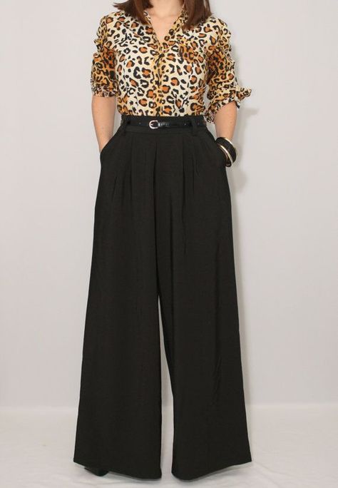 973a5f0ccbc4ee3524ccf035d35b284bdesc40787840ri Twenties Fashion, Palazzo Pants Outfit, Edgy Dress, Classy Jumpsuit, High Waist Wide Leg Pants, Black Wide Leg Pants, Women Fashion Edgy, Pants With Pockets, Black Women Fashion