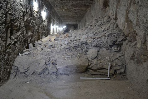 New discoveries in tomb beneath Temple of Hatshepsut Temple Of Hatshepsut, Third Temple, Ancient Egyptian Tombs, Middle Kingdom, Archaeology News, Archaeological Discoveries, 11th Century, Ancient Architecture, Luxor