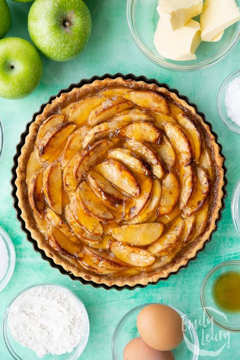 Apple Custard Desserts, Custard For Tarts, Apple Cream Cheese Tart, Apple Creme Brulee Tart, French Apple Custard Pie, Fall Tart, Winter Pies, Apple Custard Tart, Apple Custard Pie