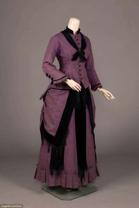 Purple Victorian Dress, Afternoon Dresses, Bustle Dresses, Ideal Husband, Historical Clothes, Walking Dress, Victorian Dresses, Victorian Era Fashion, 1880s Fashion