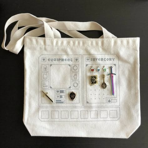 Dnd Accessories, Sacs Tote Bags, Embroidery Lessons, Artist Alley, Room Deco, Design Posters, Studio Ideas, Recycled Canvas, Packaging Ideas