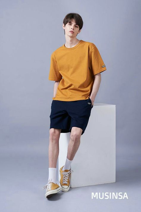 Male Poses Aesthetic, Simple Poses Men, Figure Poses Men, Pose Reference Photo Men, Male Pose Photo, Clothing Reference Photo, Mundane Poses, Clothes Reference Photo, Man Posing Reference