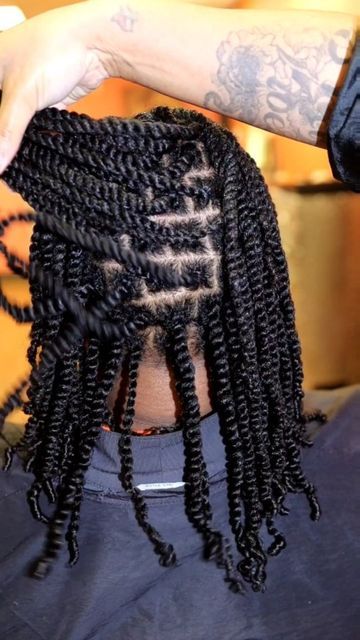 Medium Spring Twist, Medium Sized Twists, Marley Hairstyles, Big Twist Braids Hairstyles, Twisted Hairstyles, Single Plaits, Medium Twist, Hair Braid Patterns, Braids Styling