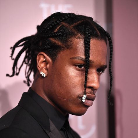 A$AP Rocky Adds His Touch Of Street Style To The End Of New York Fashion Week Rocky Hairstyle, Asap Rocky Hair, Asap Rocky Braids, Beyonce Hair, Pretty Flacko, Hairstyle Names, Music Rap, Hiphop Music, A$ap Rocky