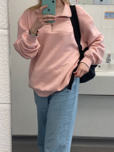 Zip Up Crew Neck Outfit, Pink Half Zip Pullover Outfit, Light Pink Crewneck Outfit, Light Pink Sweatshirt Outfit, Light Pink Zip Up Hoodie Outfit, Pink Sweatshirt Outfit Aesthetic, Pastel Pink Clothes, Pink Sweatshirt Outfit, Half Zip Pullover Outfit