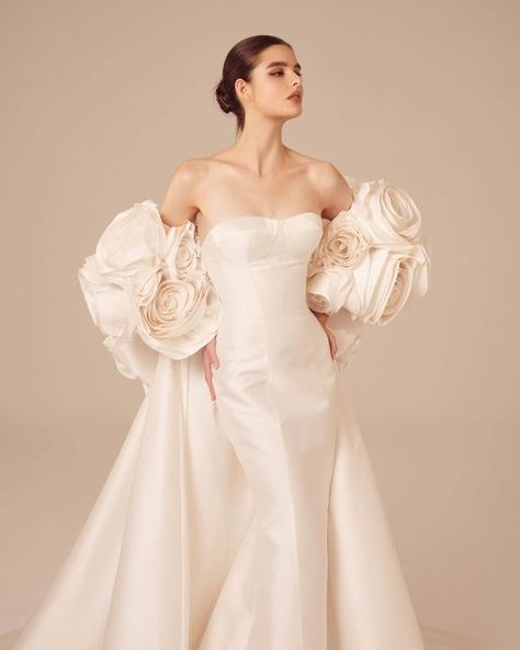 Nicole Felicia Couture, Nicole Felicia, Detachable Train Wedding Dress, Satin Mermaid Wedding Dress, Satin Bridal Gowns, Chic Wedding Dresses, Sarah Seven, Wedding Dresses With Flowers, Classic Wedding Dress