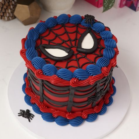 Spider-Man, but make it vintage 🕸️✨ - Cake Details - Size: Mini 6” (two layers) #spiderman #spidermancake #spidermanbirthday #birthday #cake #seattle #emmacakesseattle #seattlecakes #seattlebaker #seattlebirthday Small Spiderman Cake, Spider Man Cupcakes Ideas, Birthday Cakes Spiderman, Spiderman Cake Birthday For Kids, Spider-man Birthday, Spider Man Cake Ideas, Men’s Birthday Cake, Spiderman Theme Birthday Party, Cake Designs For Men