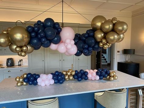 Table Balloon Garland, Balloon Table Runner, Garland Table Runner, Bridal Shower Balloons, Shower Balloons, Gatsby Theme, Balloon Wall, Bridal Shower Decorations, Balloon Garland