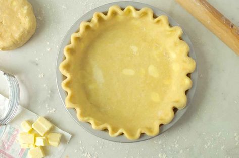 All-Butter Pie Crust | King Arthur Flour: A flaky, tender, all-butter pie crust. Decorative Pie Crust, Mixed Berry Pie, All Butter Pie Crust, Favorite Pie Recipes, Easy Pie Crust, Cake Mug, Pie Crust Recipe, King Food, Gluten Free Pie