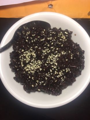 Black Sticky Rice Recipe, Black Sticky Rice, Mango Sticky Rice Recipe, Black Rice Recipe, Sticky Rice Recipe, Coconut Rice Pudding, Purple Rice, Mango Sticky Rice, Turbinado Sugar